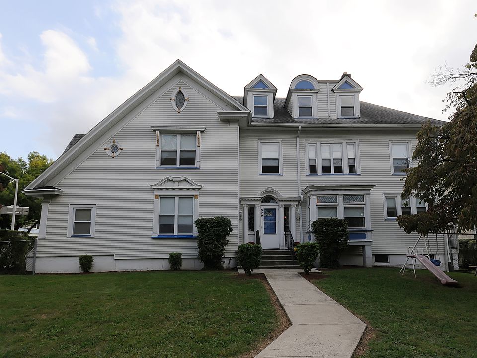 1st image of 579A Park Ave