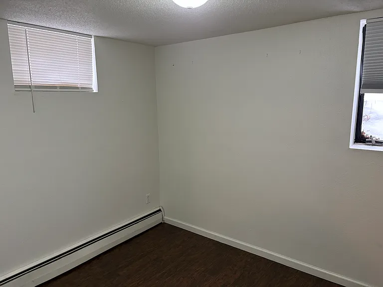 79 11th Ave N #11 — Photo 1