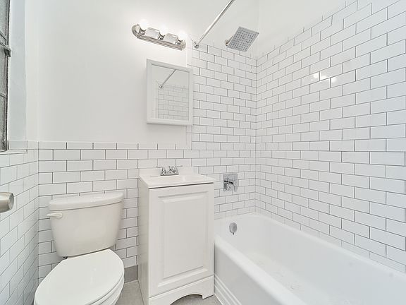 3rd image of 421 E 80th St APT 5b