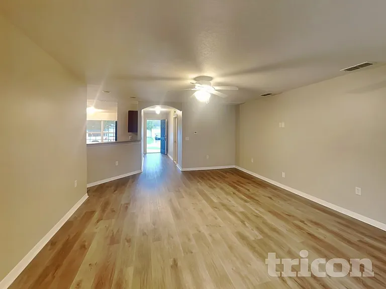 15542 Florida Breeze Loop — Photo 2