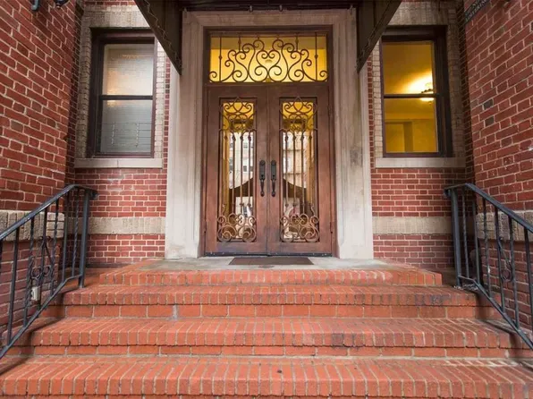 6601 Broadway image 1 of 15