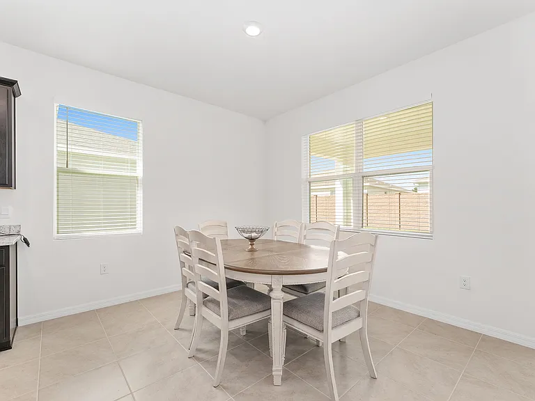 4086 NW 48th Ter — Photo 13