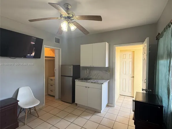 275 W 16th St #0, Hialeah, FL 33010
