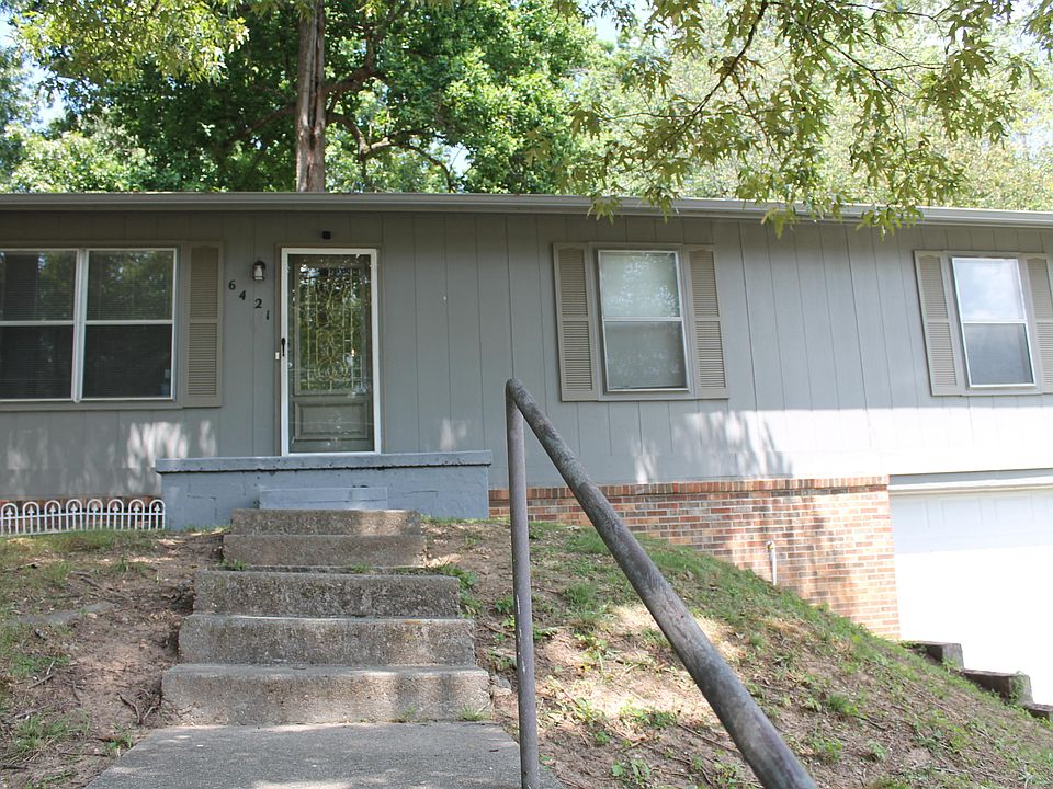 1st image of 6421 NW Shaftsbury Dr
