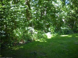 4 Rising Trail Dr, Middletown, CT 06457