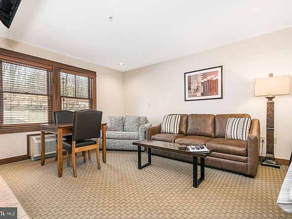 4th image of 565 Glendale Rd #124