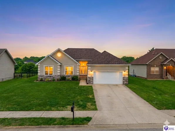 216 S Rushmore Dr, Vine Grove, KY 40175