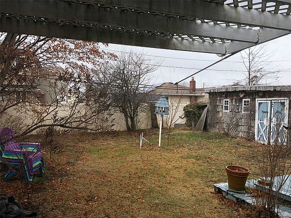 2nd image of 2578 Bellmore Ave