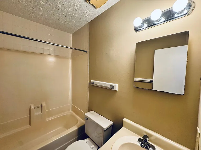 151 Kitty Hawk Sq — Photo 15
