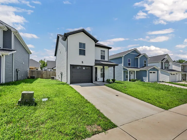 144 Quarry Ridge Rd — Photo 3