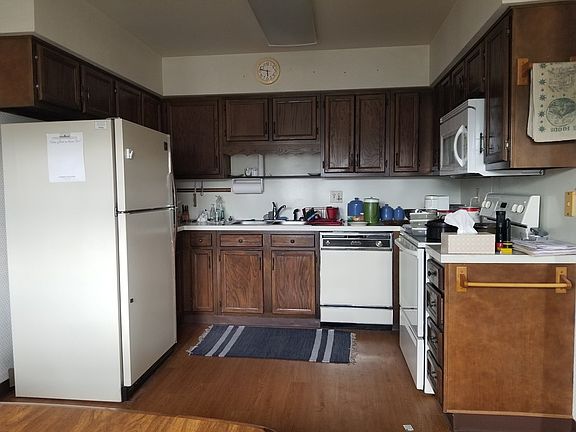 5th image of 1711 Olive Ct
