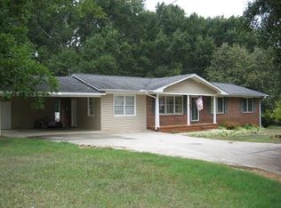 65 Parkertown Rd, Lavonia, GA 30553