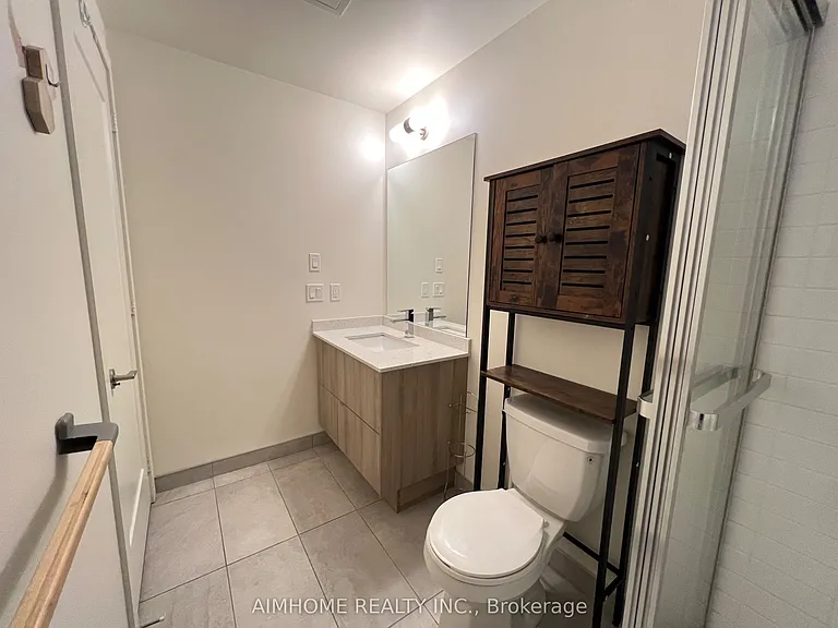 330 Richmond St W #1703 — Photo 16