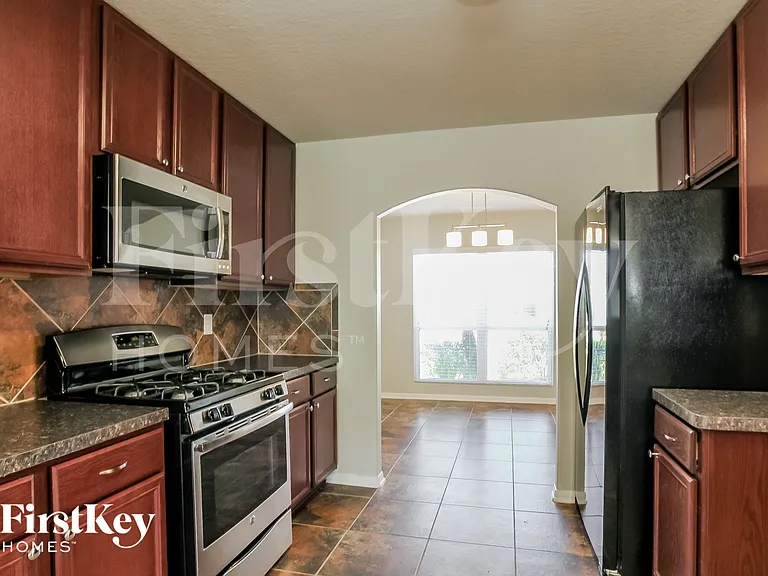5046 Dappled Grove Trl — Photo 6