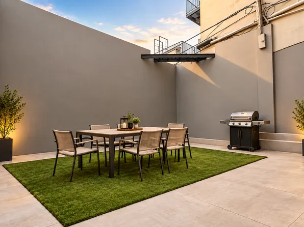 88 Manhattan Avenue image 1 of 8
