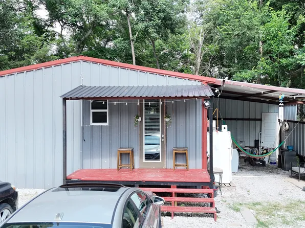 1425 Northshore Rd, Quinlan, TX 75474