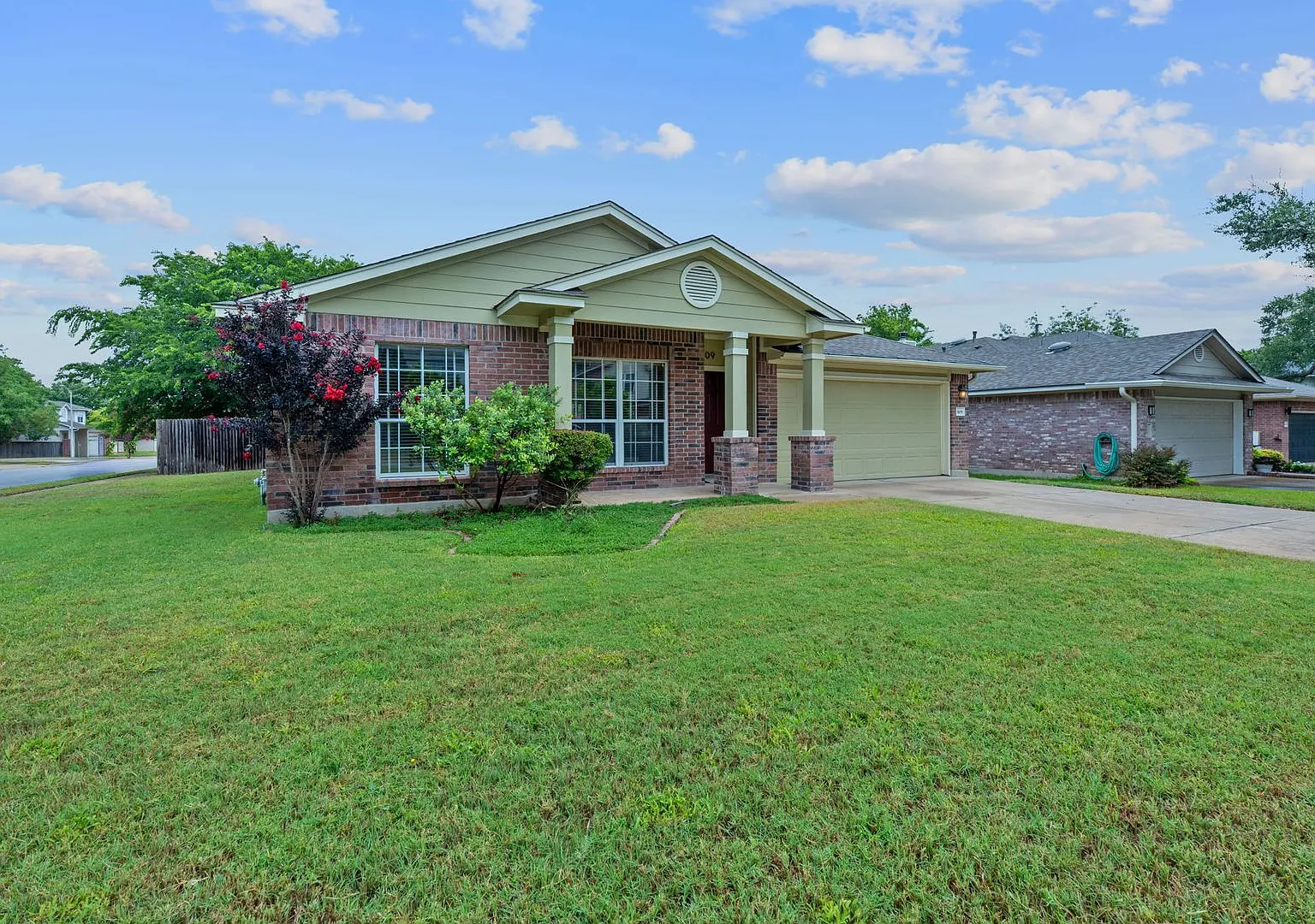 Immaculate 3 Bedroom, 2 Bath Home on Corner Lot in Cedar Park — Photo 3
