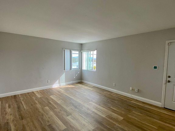 4th image of 6911 Glidden St #6911