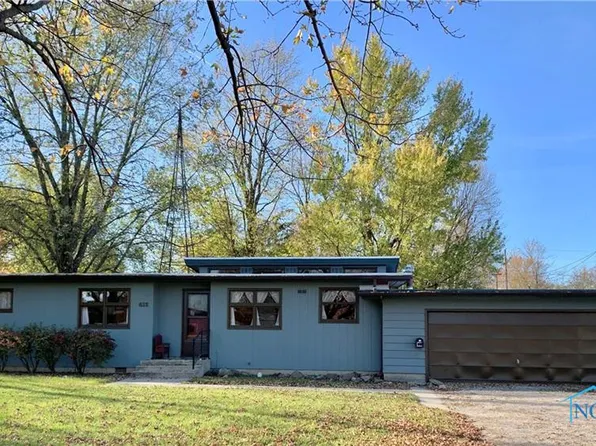 615 W Maple St, Deshler, OH 43516