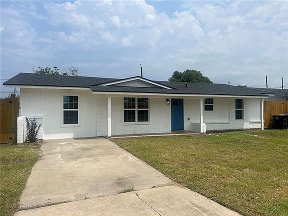 2nd image of 3025 Bimini Drive