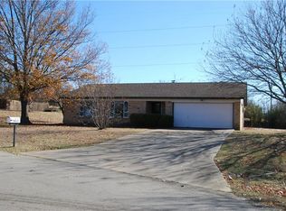 815 Ridgeway Rd, Joshua, TX 76058