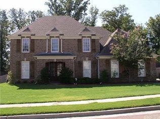 1633 Stable Run Dr, Cordova, TN 38016