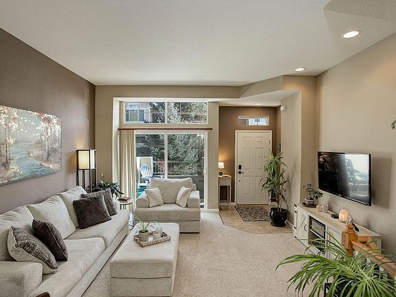 4th image of 4116 Riley Dr