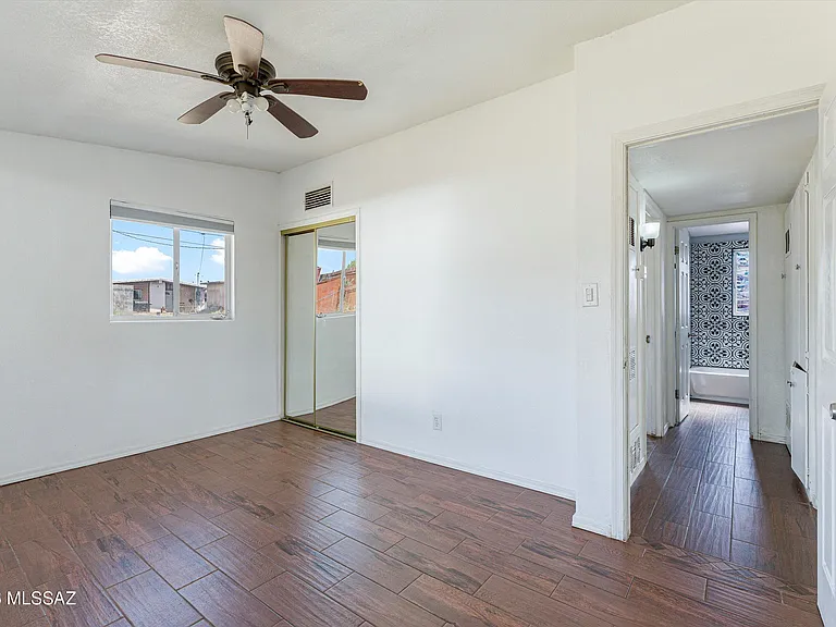 108 W 4th Ave — Photo 17