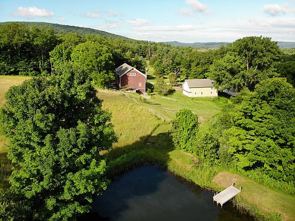 119 Under Mountain Road