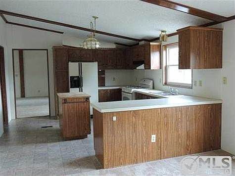 2nd image of 102 Cheshire St