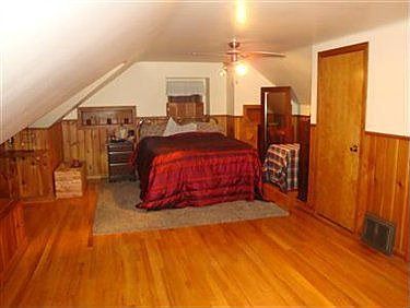 3rd image of 1138 W 24th St