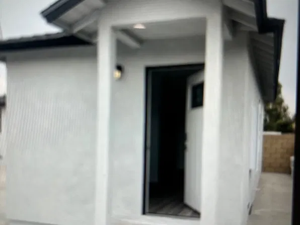 1402 S Hesperian St #2, Santa Ana, CA 92704