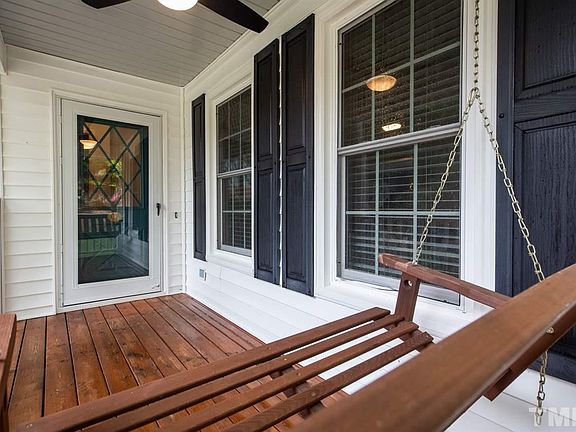 4th image of 609 Jamie Ct