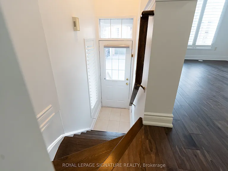 50 Strathaven Dr #28 — Photo 4