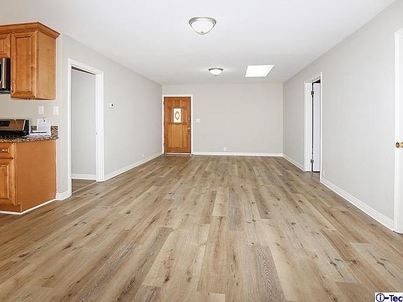 5th image of 12744 Welby Way