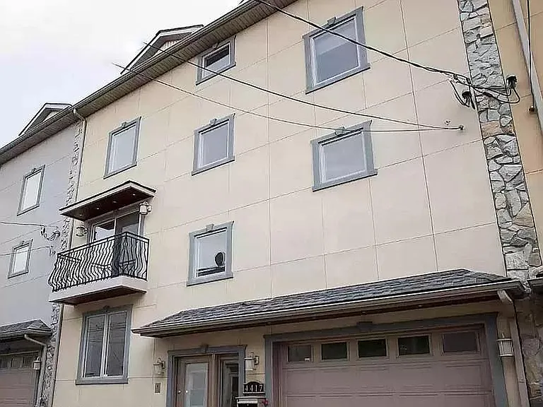 4417 Saint Davids St — Photo 1
