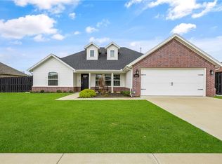 426 N Otoe St, Farmington, AR 72730