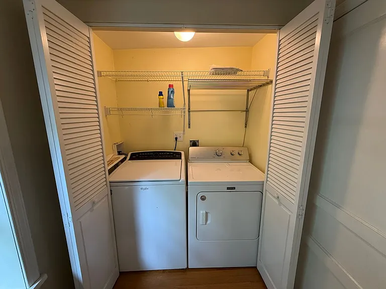 335 Hill St — Photo 21