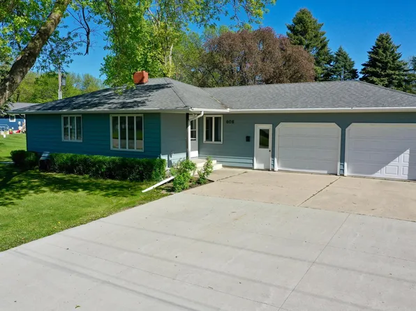 606 3rd Ave E, Raymond, MN 56282