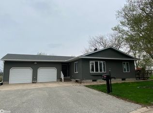 111 Northridge Rd, Buffalo Center, IA 50424