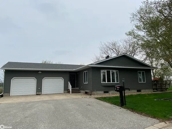 111 Northridge Rd, Buffalo Center, IA 50424