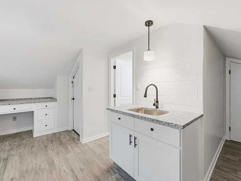 78 School St #6 — Photo 8