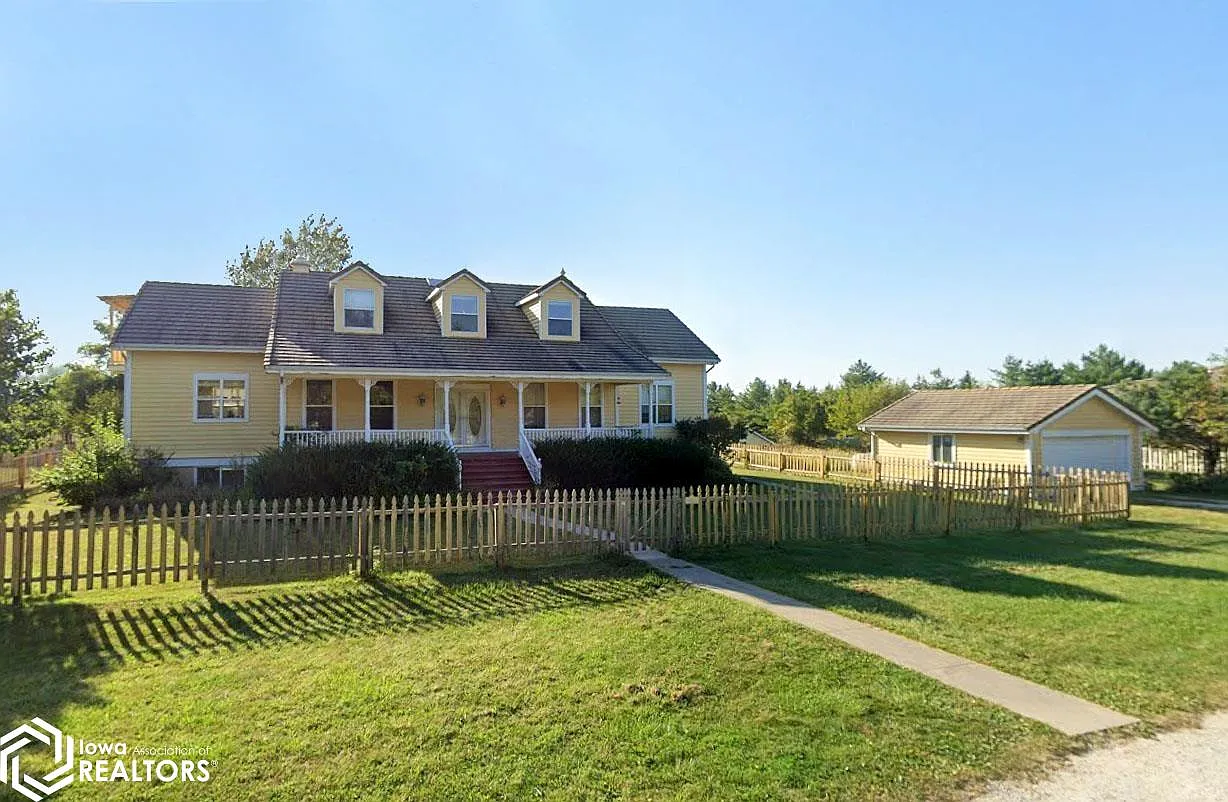 1845 Crystal Springs Ln photo 1