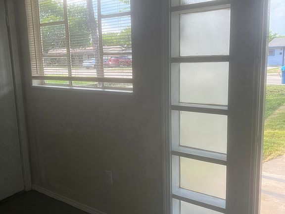5th image of 338 Overhill Dr