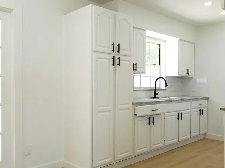11221 Trail Ln — Photo 4