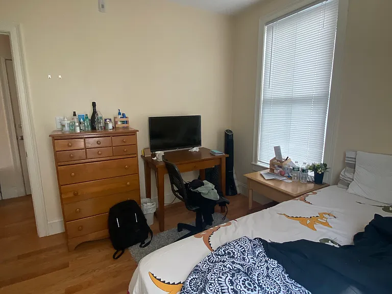 11 Sparhawk St #13 — Photo 17