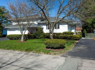 44 N Bassett Rd, Brockton, MA 02301