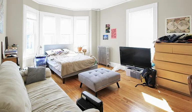 35 Essex St #1 — Photo 7