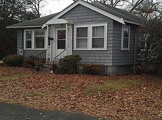 17 Branch Rd, Warwick, RI 02888