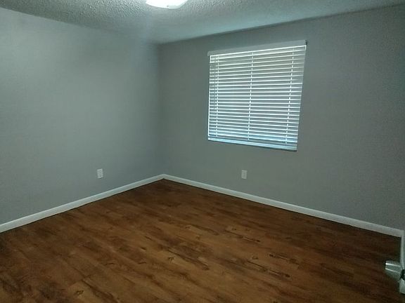 3rd image of 11720 N 14th St #11724-104